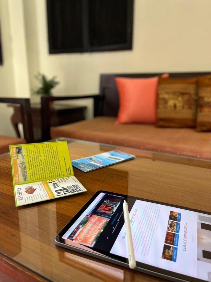 Rainforest Huahin Village Hotel Bagian luar foto